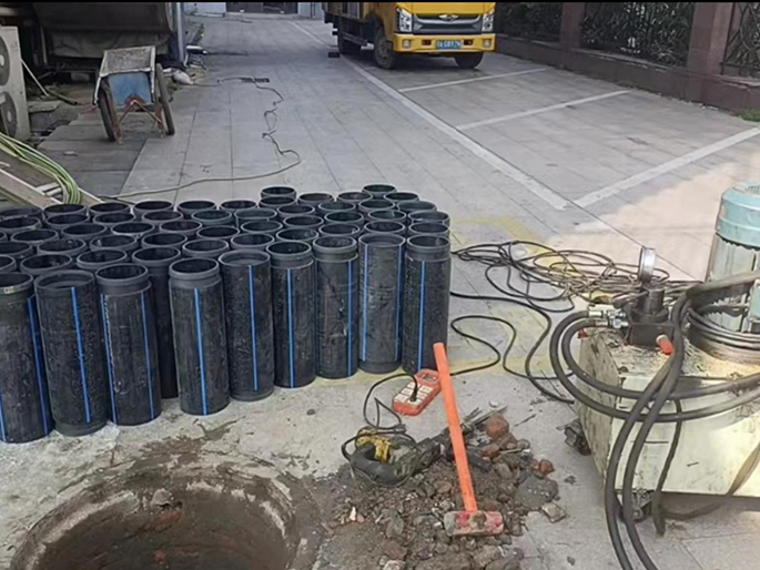 浮梁PE置换管厂家 DN315置换管 非开挖管短管置换